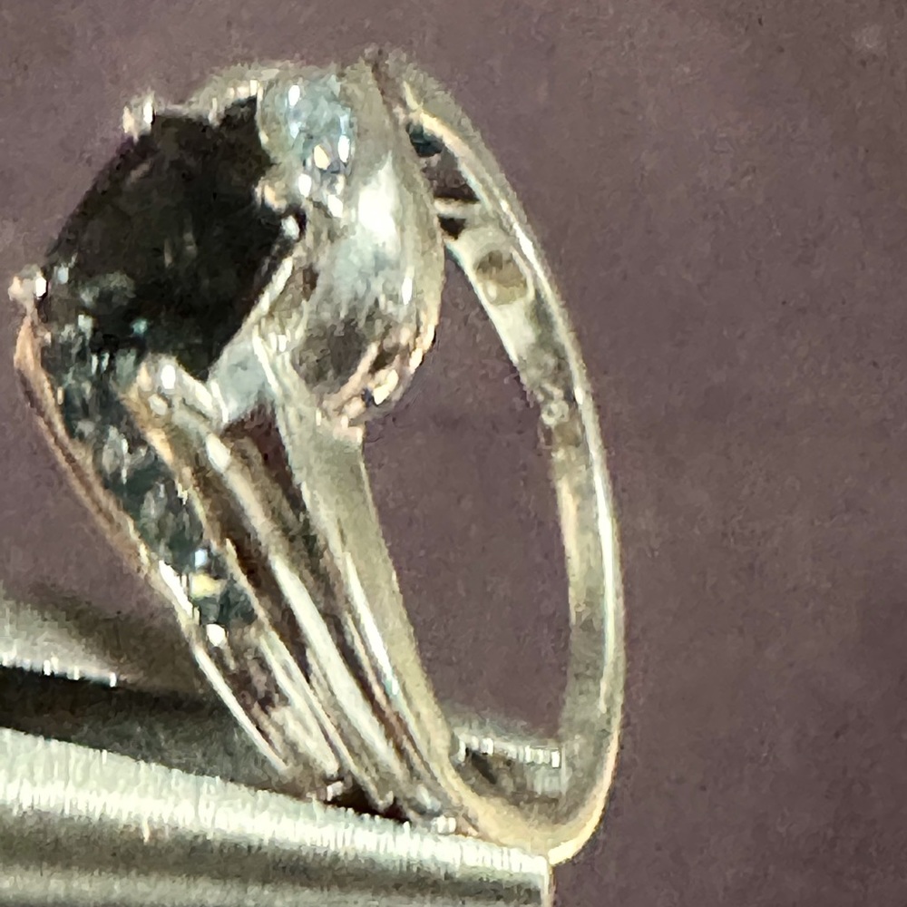 🍉Pretty ring. - Picture 9 of 11